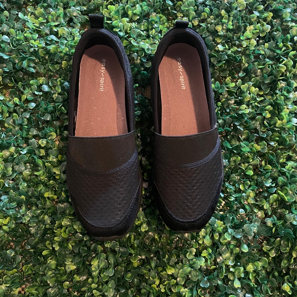 Easy Spirit Black Women's Slippers